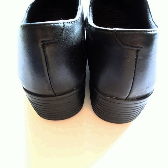 Tarantula Black Rubber Slip Resistant Work Dress Shoes - Picture 6 of 9